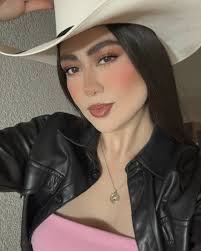 Vale Domínguez (@valedomnguez) • Instagram photos and videos