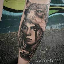 Girl With Wolf Headdress Tattoo Headdress Tattoo Wolf Tattoos Girls With Sleeve Tattoos