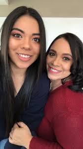 Amé a esta niña desde que yo era niña y jugaba a ser mamá. Hace 23 años me  volvió valiente y fue en su voz que escuché la palabra “mamá” por primera