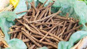 The cause is often alcohol, caffeine, low dietary fibre intake, smoking, lack of exercise and high intake of table salt, are a few of. 5 Of The Best Home Remedies For Acid Reflux Business Insider
