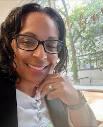 Jennifer Farabaugh's Instagram, Twitter & Facebook