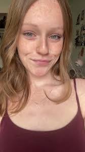 Cecilia Hendricks's Instagram, Twitter & Facebook