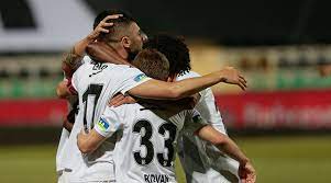 21 yukatel denizlispor 39 28. Y Denizlispor Besiktas 1 5 Ozet