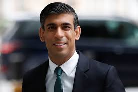 Covid19: Suman Agarwal distributes food,ration at Thane hospital