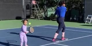 See how the tennis great taught her little one the perfect form for a forehand! Video Serena Williams Daughter Olympia Ohanian Tennis Training