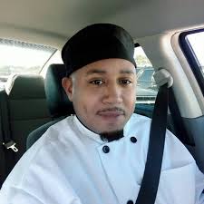 Bobby Hullum's Instagram, Twitter & Facebook