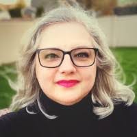 Magdalena Serna's Instagram, Twitter & Facebook