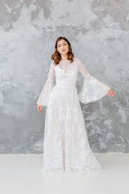 Boho Wedding Dress Wide Long Sleeve Lace Wedding Dress Etsy Vestido De Noiva Vestidos Casamento