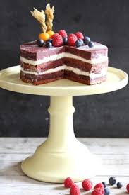 Dieser kuchen sieht nicht nur verführerisch aus, sondern schmeckt auch so. Red Velvet Cake Mit Frosting Backen Macht Glucklich