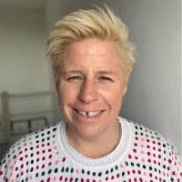 Joanne Hull's Instagram, Twitter & Facebook