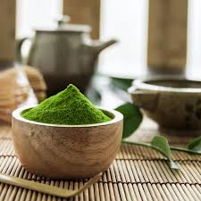 Grüntee ist eines der besten mittel zur erhaltung der gesundheit und wirkt bei über 60 krankheiten. Matcha Tee Vereint Gesundheit Und Genuss
