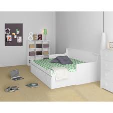 Um den eigenen schlafkomfort zu optimieren sollte auf hochwertige bettwäsche und auf ein individuell angepasstes bett geachtet werden. Ausziehbett Fur Kinder Und Erwachsene 80 160x200 Cm Preiswert Danisches Bettenlager