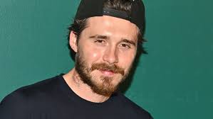 La caída sin freno de Brooklyn Beckham: "Deja de ser como el príncipe Harry  y Meghan Markle"