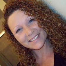 Lisa Weddle (@lisaerin4life)