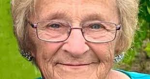 Cheryl Cade's Instagram, Twitter & Facebook