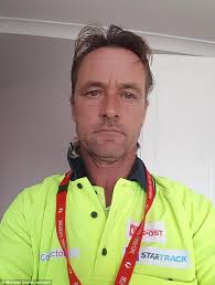Australia Post: Cop fines postman for riding his bike