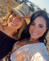 Jess Rubio's Instagram, Twitter & Facebook