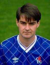 Clarke a jucat pentru echipa națională st mirren , chelsea și scoția , câștigând trei trofee majore cu chelsea spre sfârșitul carierei. Chelsea