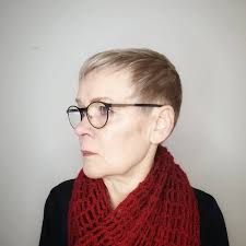 You can also get an awesome look with this hair color. 75 Short Hairstyles For Women Over 50 Best Easy Haircuts