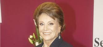 Fallece la primera actriz Saby Kamalich en la Ciudad de México (Nota y  fotos)