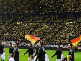 Wann halten wir das nächste mal an? Verhandlungen Der Sender Plananderung Nachste Fussball Landerspiele Doch Nicht Bei Ard Zdf Svz De