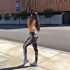 Întâlnire cu o fată în moldova. The Best Butt Of Instagram 39 Pics Izispicy Com