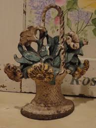 Vintage Hubley 120 Cast Iron Doorstop Petunias And Daisies In Flower Basket Cast Iron Doorstop Flower Basket Door Stop