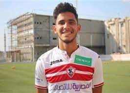 وسرعان ما علق مرتضي منصور، رئيس نادي الزمالك، عن الأزمة المتصاعدة، مدافعًا عن نجل «جعفر»، وقال لبرنامج «زملكاوي» المذاع عبر قناة «الزمالك»: Ø³ÙŠÙ ÙØ§Ø±ÙˆÙ‚ Ø¬Ø¹ÙØ± Ø¨Ø·ÙˆÙ„Ø§Øª