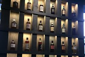 A Tiny Japanese Whisky Bar Opens This Weekend Whisky Bar Japanese Whisky Whisky