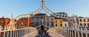 Αυτό το άρθρο δεν περιλαμβάνει την βόρεια ιρλανδία, η οποία αποτελεί μέρος του ηνωμένου βασιλείου. Irlandia Mono 4 Xwres E3airoyntai Pleon Apo Th Lista Karantinas Hania News