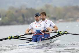 Sorte de rame dont on se sert pour faire aller les bateaux sur les rivières. Aviron Des Places D Honneur Pour Les Lorrains Mais Cinq Medailles Pour La France Au Championnat D Europe