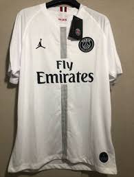 Confeccionada em produtos de excelente qualidade com tecnologia usadas pelos. Camisa Psg Branca Jordan Online