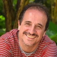 Edward Monteiro's Instagram, Twitter & Facebook