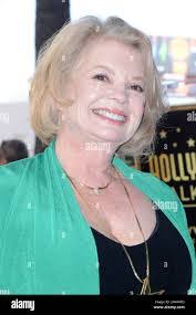 Kathy Ward's Instagram, Twitter & Facebook