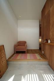 玄関ラグって重要です 風水的にもおしゃれにも suvaco スバコ 建築家 山下 祐紀 ぶらさがりがいっぱいの家 玄関マット 風水 玄関 インテリア おしゃれ 玄関 ラグ