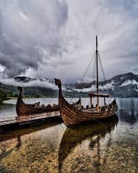 gefallt 192 mal 7 kommentare ᖇᗩᐯᗴᑎ lagertha raven odinn auf instagram je wikingerschiff wikingerschiffe bootfahren