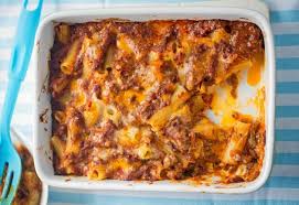 Pastagrateng med ost og tomat. Pastagratang Med Kottfars Vardagsmat For Hela Familjen Land