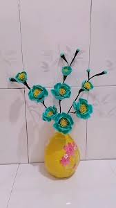 Kreasi Bunga Dari Daur Ulang