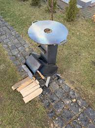 Raketenöfen sind heiz und kochöfen mit einer langen tradition. á… Tf Metalldesign Shop á… Raketenofen D Javol Aus 3 Mm Stahl Fur Dutch Oven Kasan