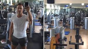 John terry is a retired professional footballer or soccer player who played for a huge club in england called chelsea. Chelsea Captain John Terry Trains Alone In The Gym Before Pre Season As He Employs Same Techniques As Michael Jordan Daily Mail Online