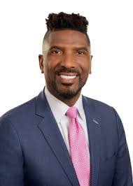 Everett Dorsey's Instagram, Twitter & Facebook