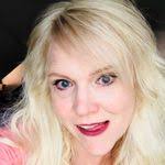 Rebecca Fitts's Instagram, Twitter & Facebook