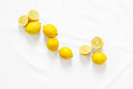 Le matin, rien de mieux pour clarifier votre organisme qu'un jus de citron. Efficacite Du Jus De Citron