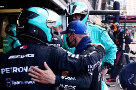 Mercedes f1 team revealed the footage of separating the jammed front right wheel nut from valtteri bottas' f1 car at 10 a.m. What Caused Catastrophic Failure Of Bottas S Wheelnut The Race