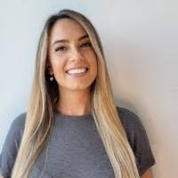 Miriam Farley's Instagram, Twitter & Facebook