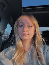 ⭐️looking for a roommate⭐️ Hi! We are Cadee and Paige Baxter,and we are  looking for a 3rd roommate to take over our previous roommate's lease at  the grove for the 2025-2026 school