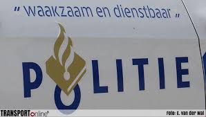 Een uniek geschenk voor alle vaste abonnees t.w.v. Transport Online N50 Bij Kampen Weer Vrijgegeven Nadat Auto Met Aanhangwagen Tegen Vrachtwagen Rijdt