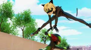 Awkward Miraculous Photos Photo Miraculous Ladybug Movie Miraculous Ladybug Anime Miraculous Ladybug Funny