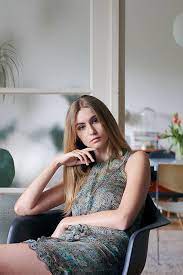 Charline van snick (2 eylül 1990'da liège'de doğdu ) 2012 yaz olimpiyatları'nda kadın judo 48 kg'da bronz madalya kazanan belçikalı bir judocu. Laura Van Snick Model In The World Of Fashion And Her Passion For Photography Penda