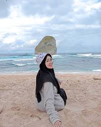 Jus buah yang menjadi minuman favorit sebagian orang setiap harin. Gaya Berfoto Di Pantai Berhijab Dapur Bengkulu